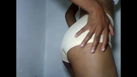 Snapshot of leeromi chatting on 05-28-26, 07:22 leeromi online show from 05-28-26, 07:22