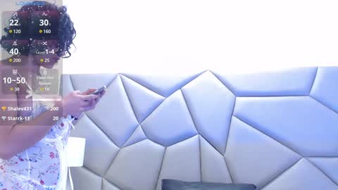 Snapshot of leethompson_ chatting on 01-08-25, 02:56 Leet online show from 01-08-25, 02:56