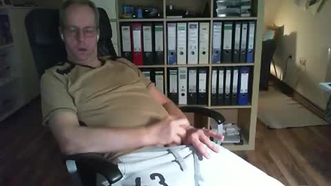 Dave online show from 01-11-26, 12:26