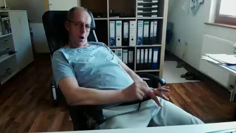 Dave online show from 04-22-26, 03:02