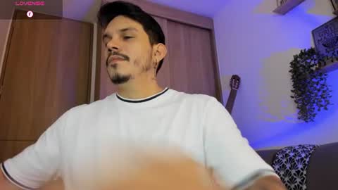 Alejandro online show from 07-05-26, 08:21