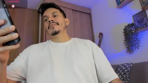Alejandro online show from 07-21-26, 10:06