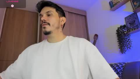 Alejandro online show from 07-30-26, 10:58