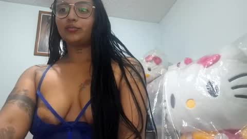 legscaramelxx online show from 07-15-26, 01:00