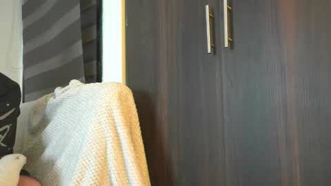 Leah online show from 07-02-26, 03:23