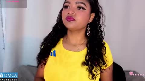 Snapshot of leidy_morales_ chatting on 07-28-26, 11:05 Leidy online show from 07-28-26, 11:05
