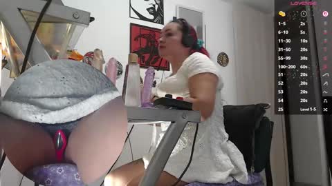 Snapshot of leidycrstnch21 chatting on 02-22-26, 11:14 LeidyDi223 online show from 02-22-26, 11:14