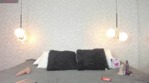 LEIGH ANGELS online show from 09-23-25, 10:13