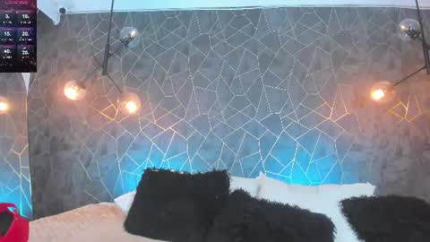 LEIGH ANGELS online show from 06-12-26, 10:52