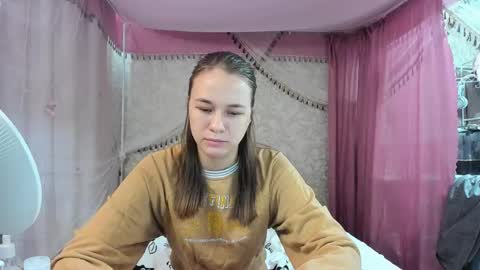 leila_bambi_ online show from 03-17-26, 09:56