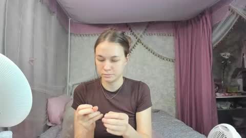 leila_bambi_ online show from 03-20-26, 06:02