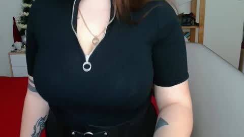 Leila online show from 02-05-25, 12:38