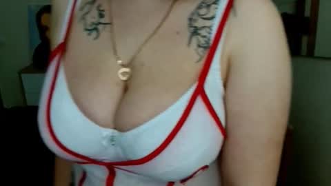 Leila online show from 03-30-26, 04:24