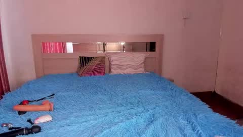 leila_sweetie online show from 03-09-25, 05:55