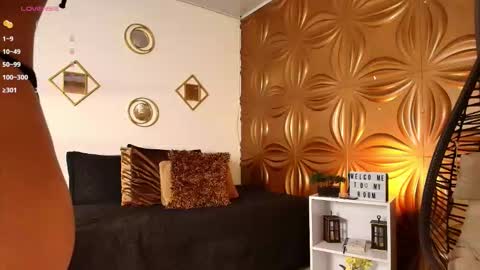 Leila online show from 03-14-26, 07:19