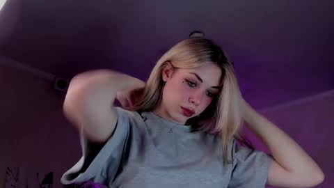 leilalafleur_ online show from 02-04-26, 05:46