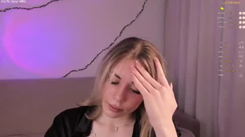 Snapshot of leilalafleur_ chatting on 06-15-26, 07:43 leilalafleur_ online show from 06-15-26, 07:43