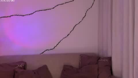 Snapshot of leilalafleur_ chatting on 06-25-26, 06:07 leilalafleur_ online show from 06-25-26, 06:07