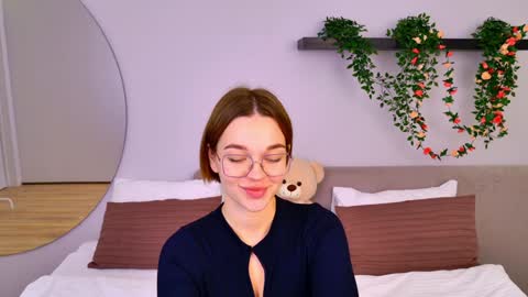 LeilaLawson online show from 02-07-25, 07:50