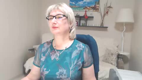 Snapshot of leilamays chatting on 01-30-25, 02:49 Leila Kinky online show from 01-30-25, 02:49