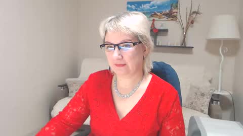 Snapshot of leilamays chatting on 02-04-25, 03:54 Leila Kinky online show from 02-04-25, 03:54