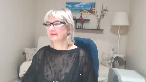 Snapshot of leilamays chatting on 02-10-25, 08:09 Leila Kinky online show from 02-10-25, 08:09