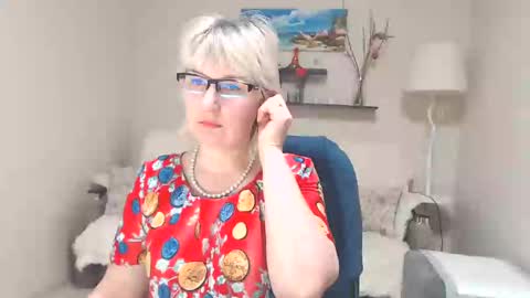 Snapshot of leilamays chatting on 03-01-25, 02:48 Leila Kinky online show from 03-01-25, 02:48
