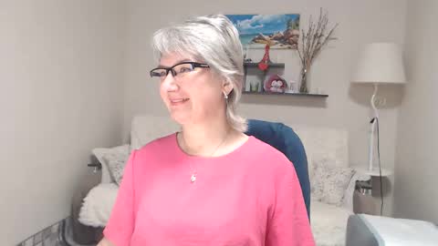 Leila Kinky online show from 11-15-25, 05:16