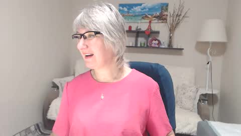 Leila Kinky online show from 11-20-25, 04:01