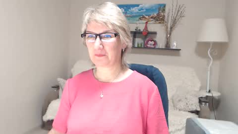 Leila Kinky online show from 01-15-26, 05:56