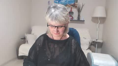 Leila Kinky online show from 07-15-26, 09:58