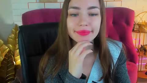 Snapshot of leilarai chatting on 01-30-25, 05:19 Leila Rai online show from 01-30-25, 05:19