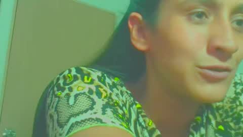 Snapshot of leily_ass chatting on 12-18-24, 07:41 leily online show from 12-18-24, 07:41