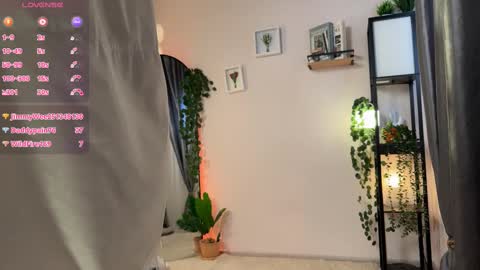 Snapshot of lela_ryan chatting on 03-06-25, 01:05 Lela online show from 03-06-25, 01:05