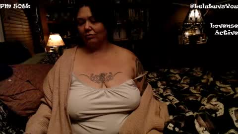 Snapshot of leluluvsyou chatting on 12-03-24, 05:20 Lelu Fallas online show from 12-03-24, 05:20