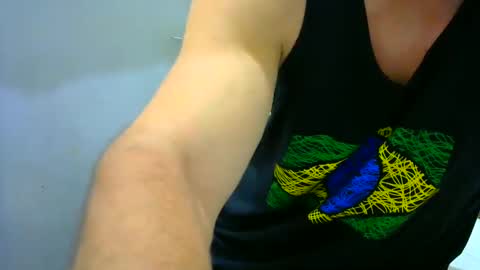 Snapshot of lemao77 chatting on 02-10-25, 06:24 SEX MASTER online show from 02-10-25, 06:24