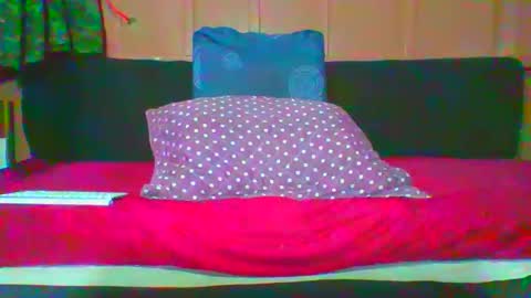 Snapshot of lemao77 chatting on 09-09-25, 01:05 SEX MASTER online show from 09-09-25, 01:05