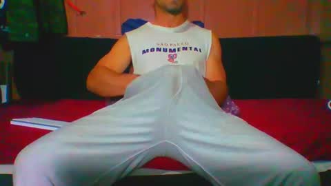 Snapshot of lemao77 chatting on 09-16-25, 03:18 SEX MASTER online show from 09-16-25, 03:18