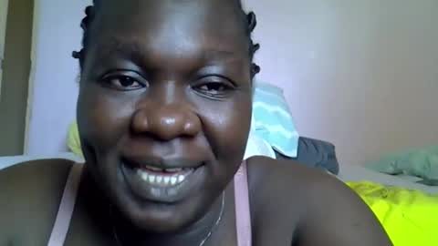 Snapshot of lemon_girl90 chatting on 10-18-25, 08:15 lemon_girl90 online show from 10-18-25, 08:15