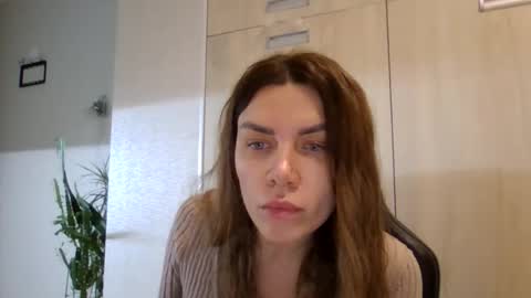 Snapshot of lena6122000 chatting on 11-27-25, 03:58 lena6122000 online show from 11-27-25, 03:58