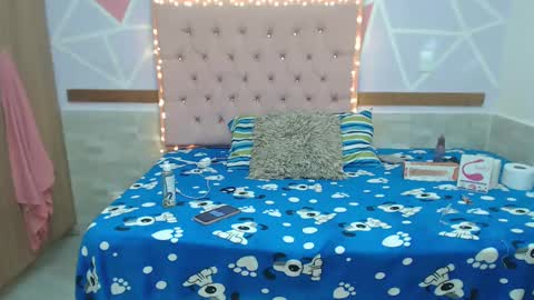 lena_lawson online show from 01-08-25, 05:37