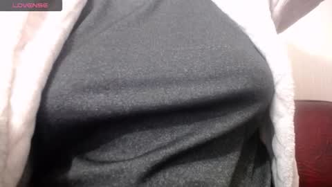 lenagolden online show from 03-05-26, 02:24