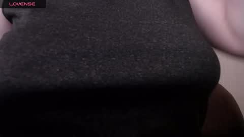 lenagolden online show from 03-17-26, 09:01