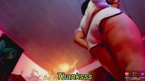 Lenna Kang online show from 01-29-25, 04:05