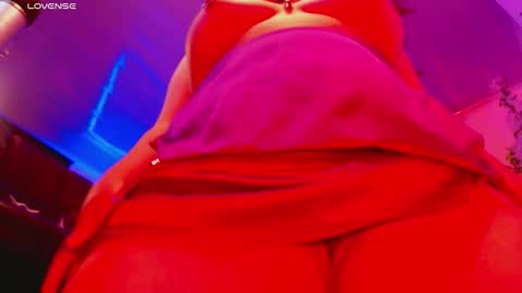 Lenna Kang online show from 01-15-26, 03:49