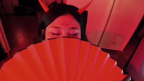 Lenna Kang online show from 03-18-26, 07:17