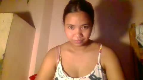 Snapshot of lengxy chatting on 11-19-25, 11:43 lengxy online show from 11-19-25, 11:43