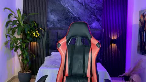 Snapshot of lennaa_s chatting on 02-27-26, 10:43 lennaa_s online show from 02-27-26, 10:43