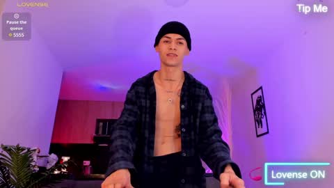 Lenner INDEPENDENT MODEL online show from 02-19-25, 09:06