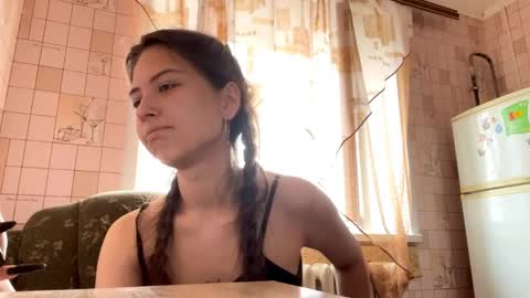 Hellomy name is Natalyits my first day here nice to meet you Give me 50 thumbs ups online show from 04-19-26, 07:18